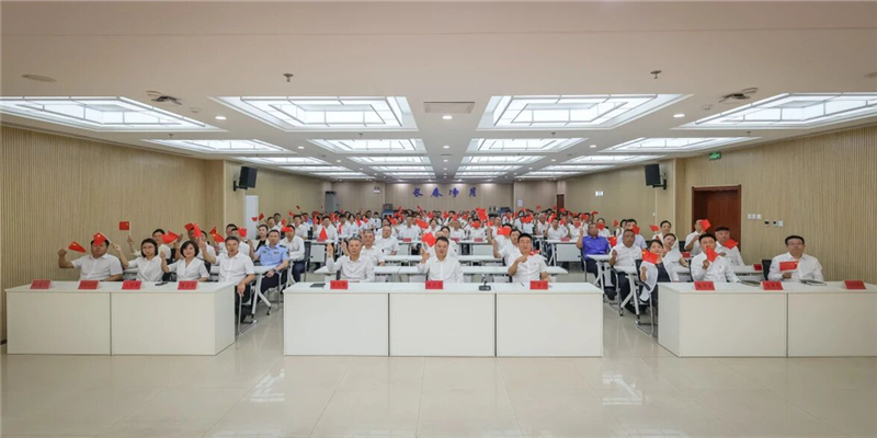 凈月高新區(qū)集中收看紀(jì)念中國(guó)人民抗日戰(zhàn)爭(zhēng)暨世界反法西斯戰(zhàn)爭(zhēng)勝利80周年大會(huì)